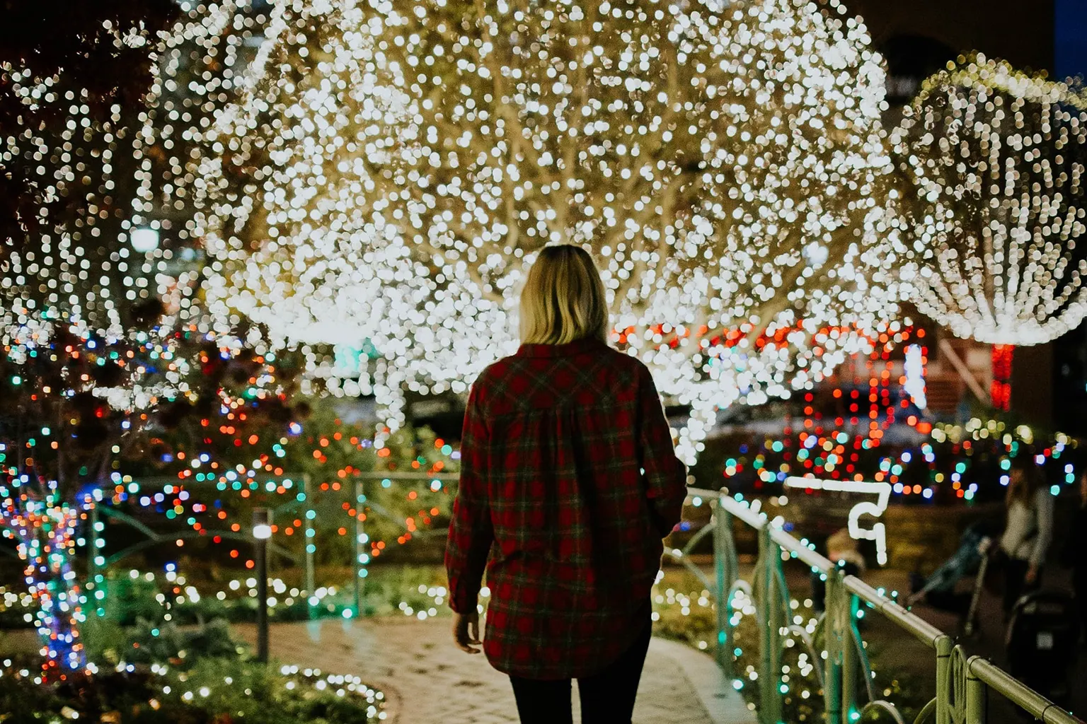 8. December is the Best Time to Visit San Francisco if you want to experience Stunning Light Displays and Festive Holiday Vibes